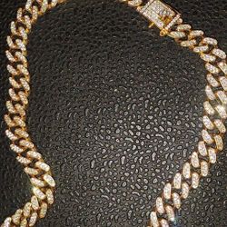10K Gold Cuban Link Chain