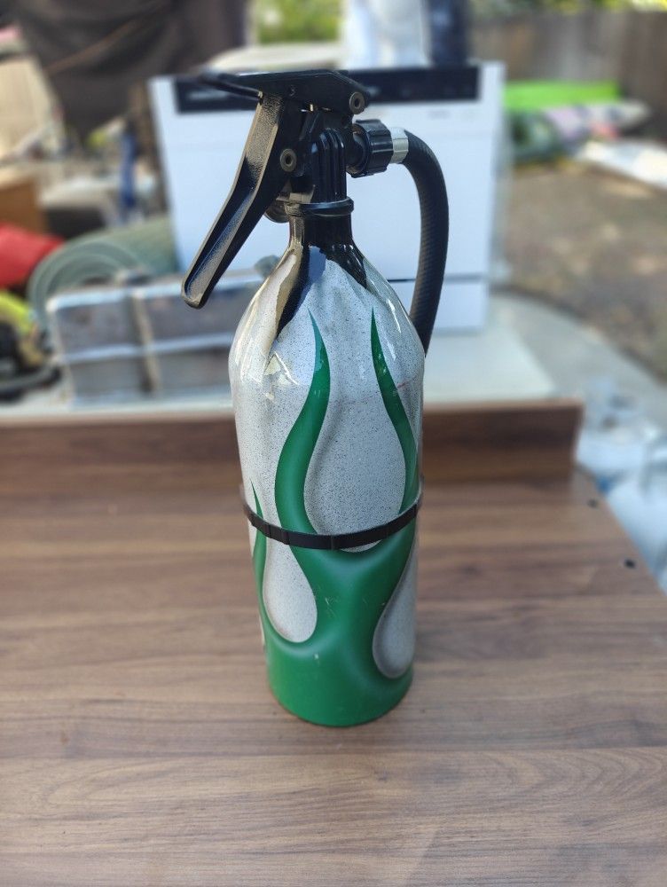 Fire Extinguisher Green Flame 