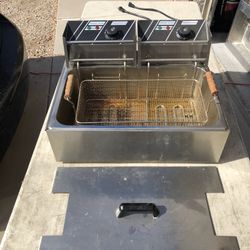Electric deep fryer