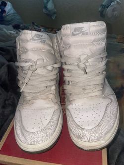 AJ1 Laser