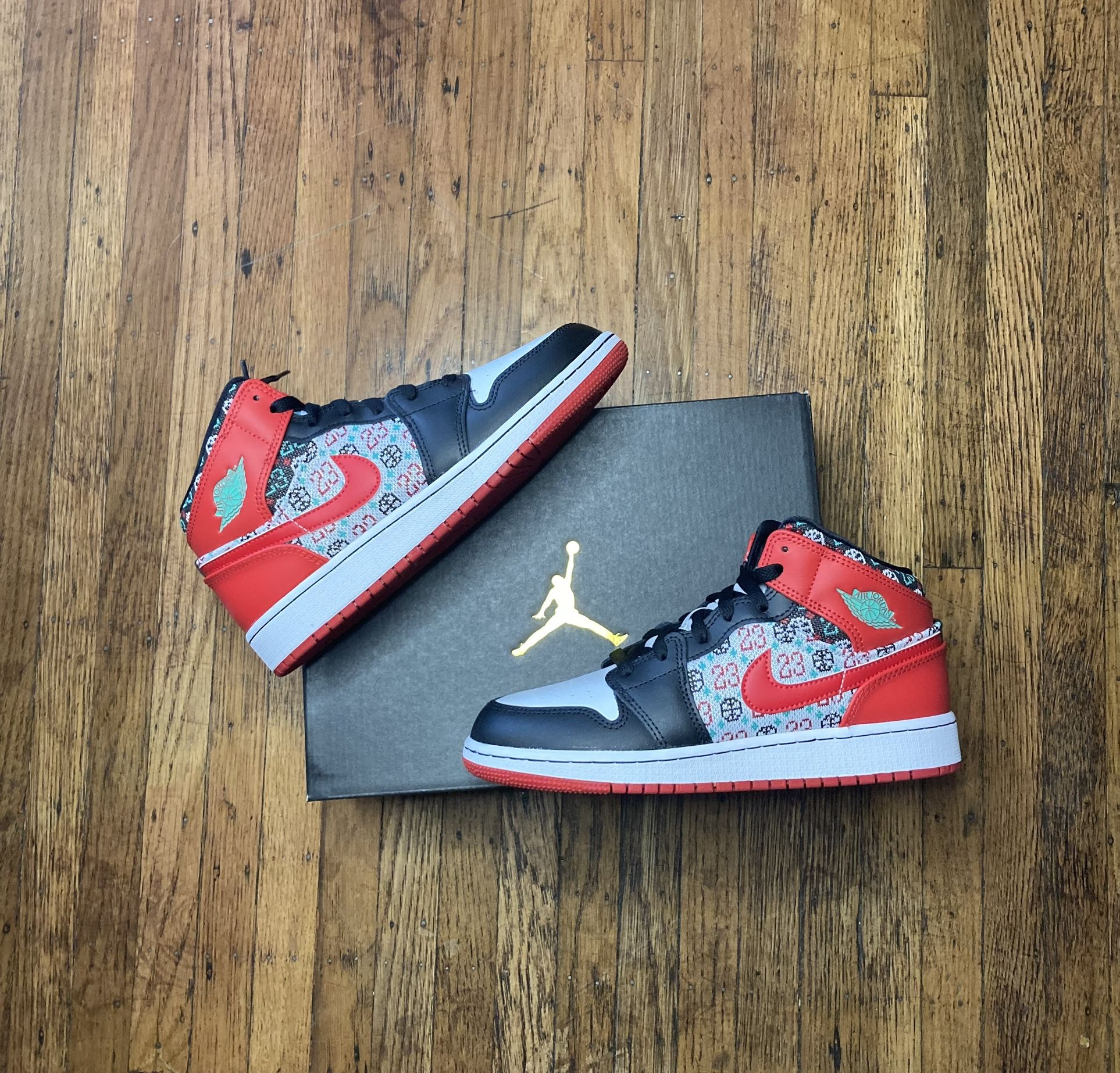 AIR JORDAN MID SE (GS Ugly Christmas Sweater) Women's