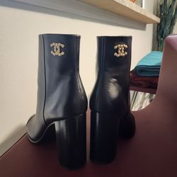 Authentic CHANEL BOOTIE For Elegant Ladies 