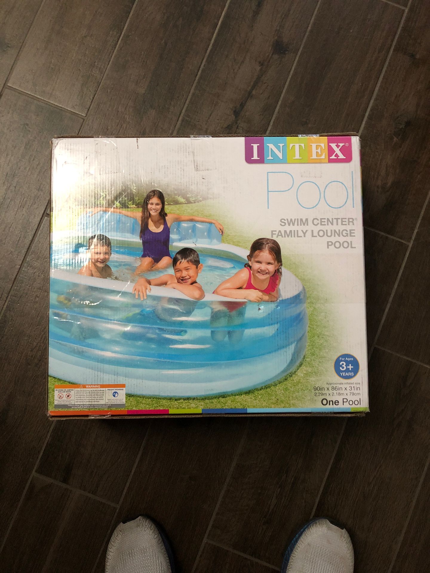 Swim Center Family Lounge Pool 90in x 86in x 31in $100obo