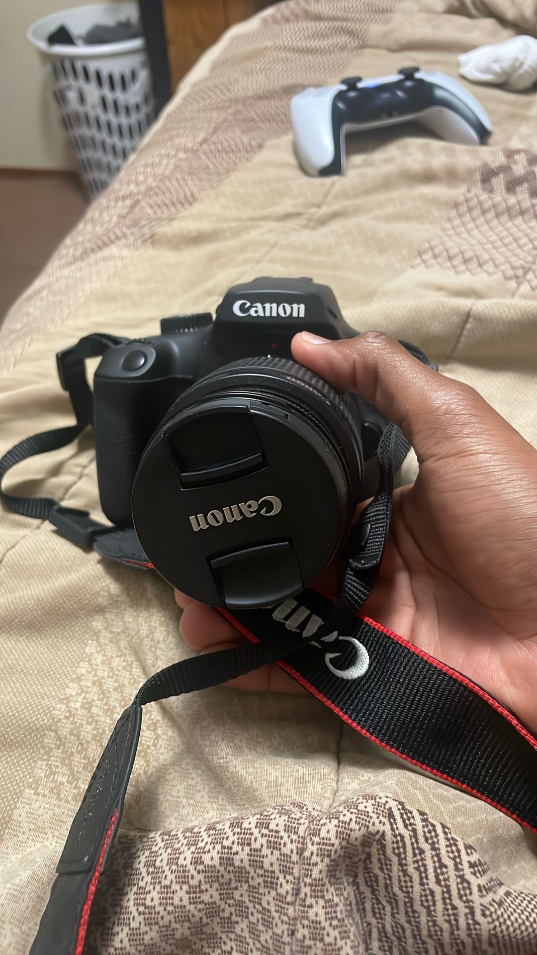 Canon EOS Rebel T100