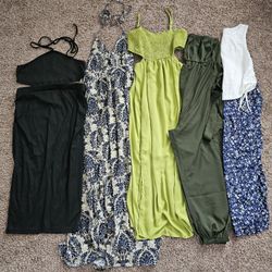 Women's Maternity Clothes Bundle Size: 8/10 L ●●READ DESCRIPTION●●