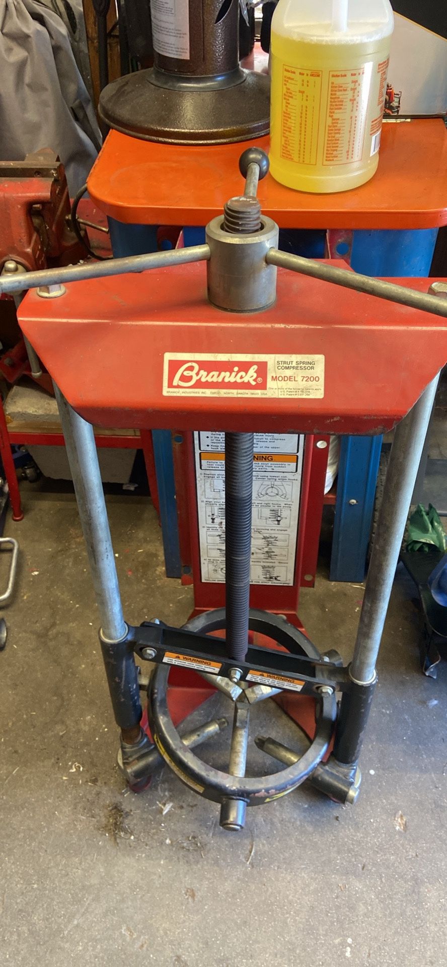 Strut Compressor