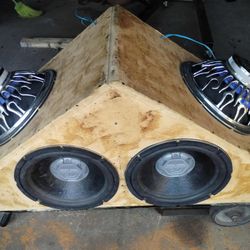 Four 15 Inch Audiobahn Special Edition Dj Jones Speakers 