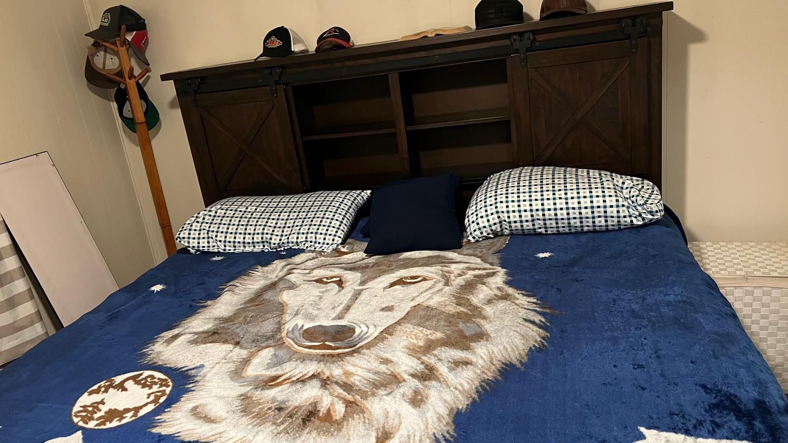 King Size Wood Bed