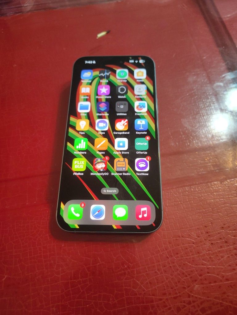 iPhone 16