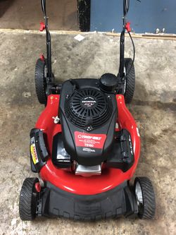 Honda motor mower