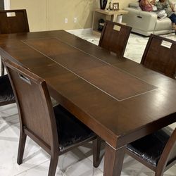 Dining Table With Chair’s 