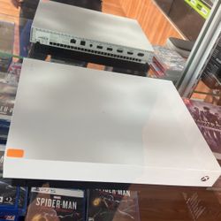 Xbox One S 1 TB Used With Cords 
