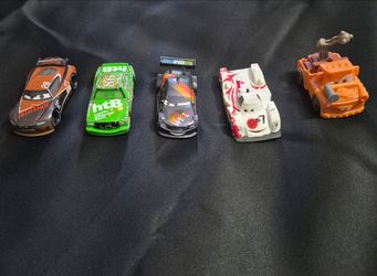Disney's Pixar Cars Bundle 🚗