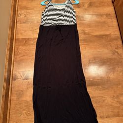 Woman’s Boutique Maxi Dress Shipping Available