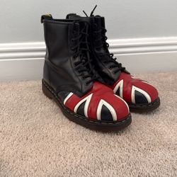 Dr. Marten’s Union Jack British Flag Leather Boots