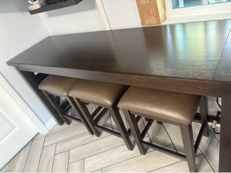 Bar table with stools