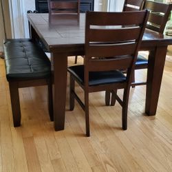 Price DROP TABLE CHAIRS AND BENCH SET.. PERFECT FOR HOLIDAY TIME