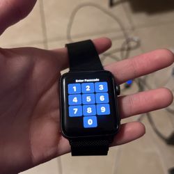 APPLE WATCH SERIES 3 AND AIRPODS FIRST GEN