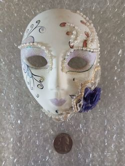 3”x4” decorative wall mask