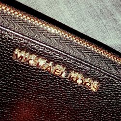 BLACK MICHAEL KORS WOMENS WALLET NEW NEVER USED