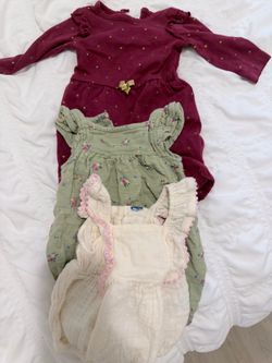 New born baby girl clothes