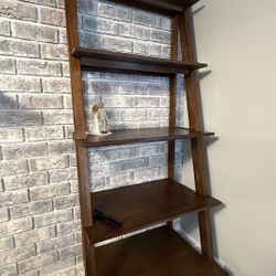 2 Shelves ( Decor Not Included) 