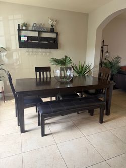 Dining table with chairs for 6-7 people