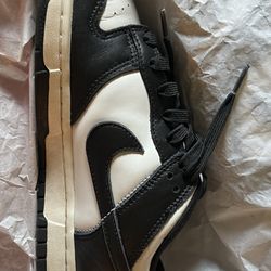 Panda dunks