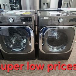 Washer & Dryer Set Lg Turbo Wash & TrueSteam  9.0 D 5.2 W