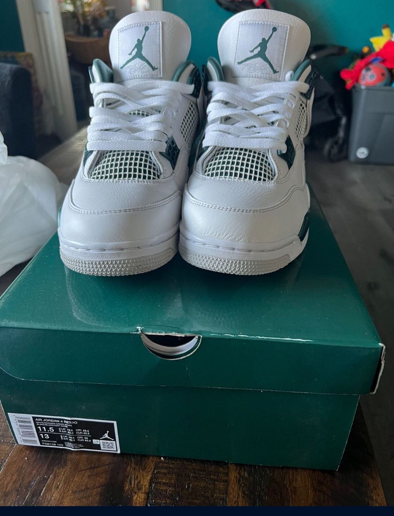 Jordan Retro 4