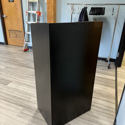 Restaurant host stand 