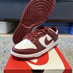 Nike Dunk Low Team Red Size 11 DS