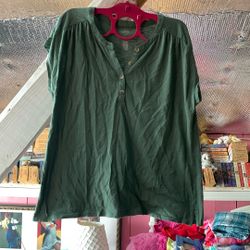 Woman’s Top (size XL)
