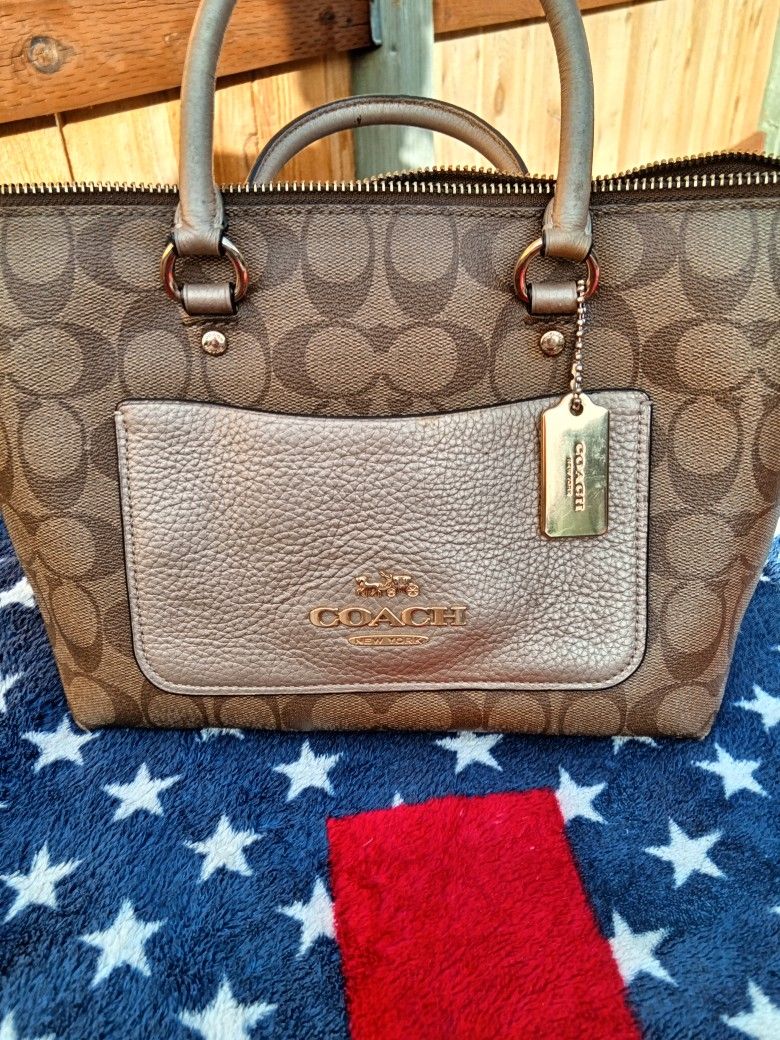 GENUINE COACH PURSE