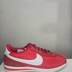 Nike Cortez "Valentine's Day" Edition - Women's Size 5.5 (4Y)