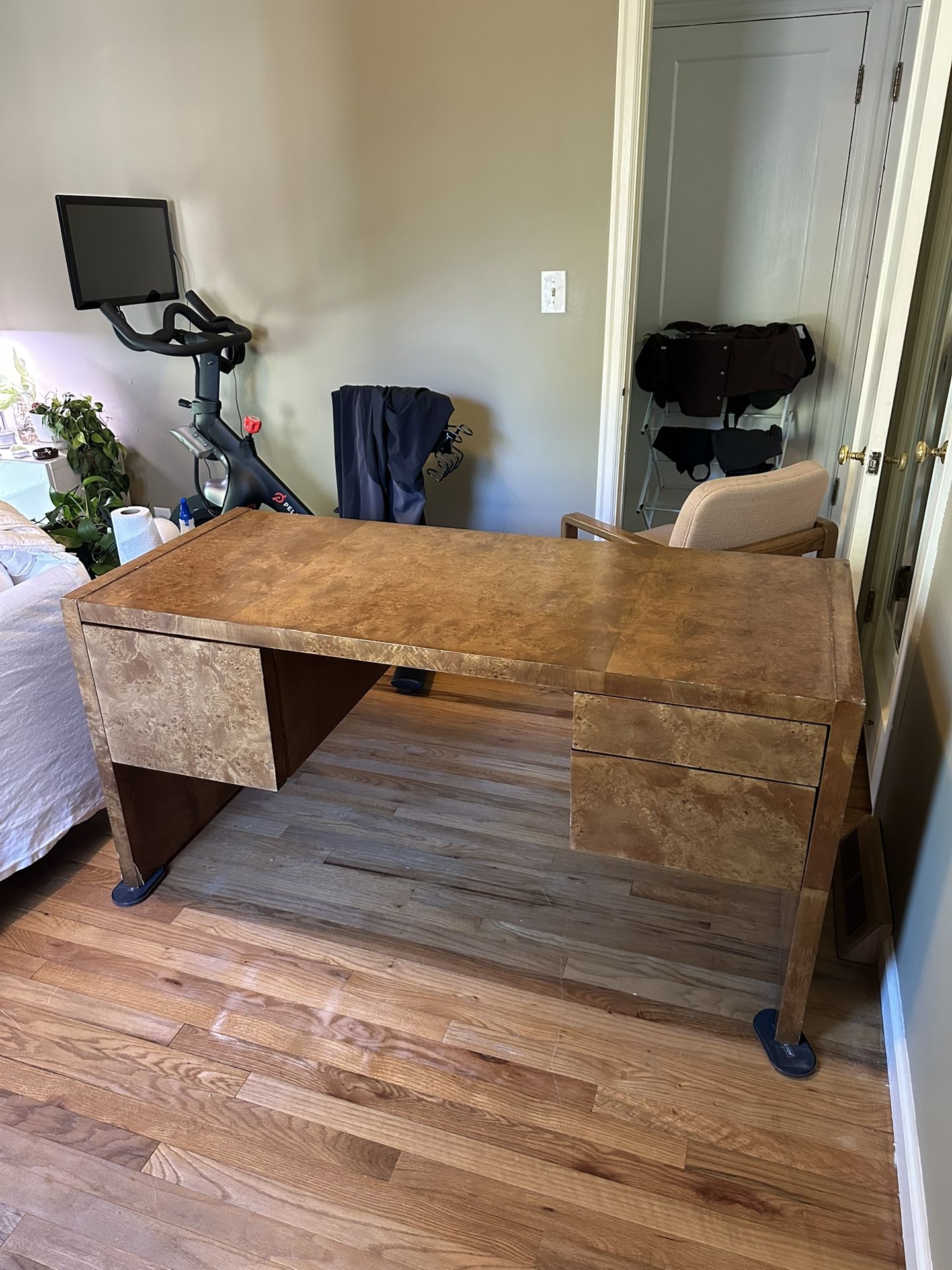 1978 MCM Milo Baughman Burl Wood Desk