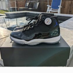 Nike Jordan Retro Space Jam XI Size 10
