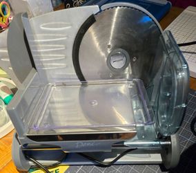 Deni meat slicer