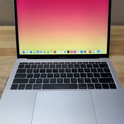 2017 13” MacBook Pro - 2.3 GHz i5 - 16GB - 500GB SSD