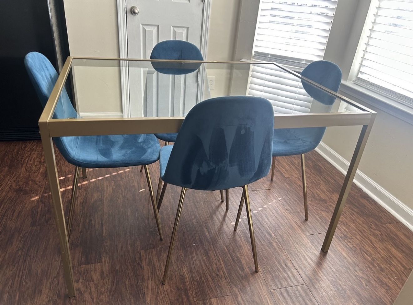 Ding Table With Chairs