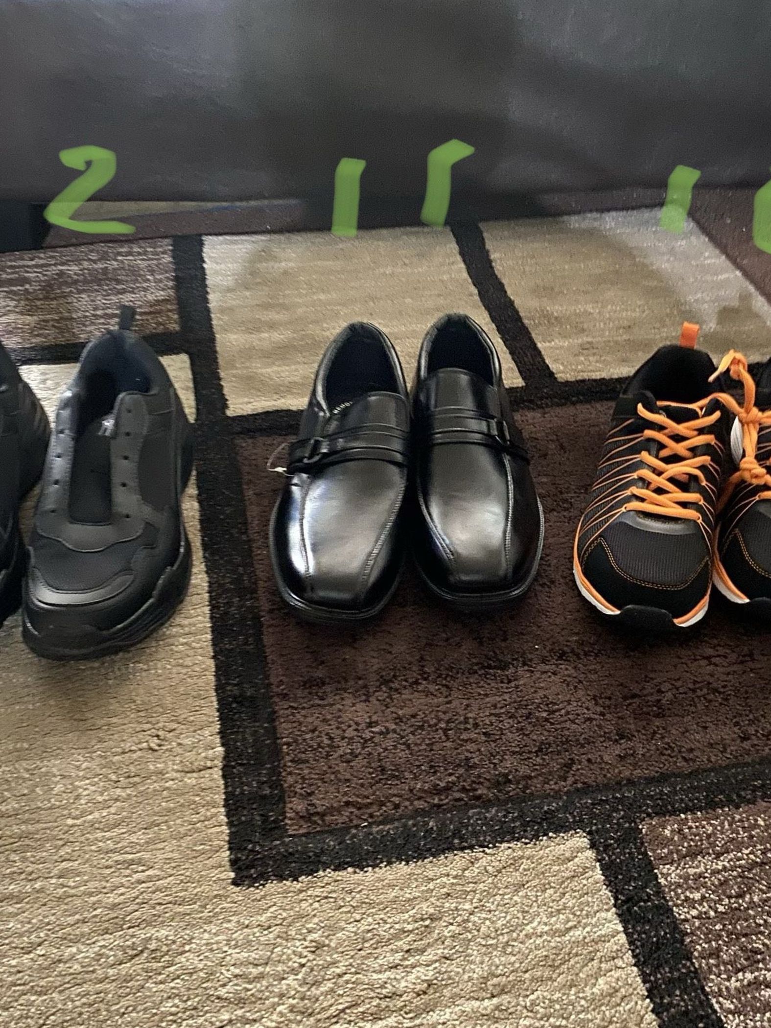 Men’s Shoes