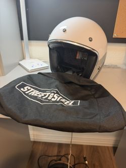 Street & Steel Brighton Classic motorcycle helmet. 