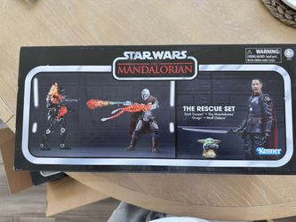 New In Box Star Wars The Mandalorian The Rescue Set Grogu 