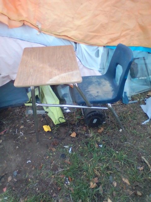 School Desk W Chair