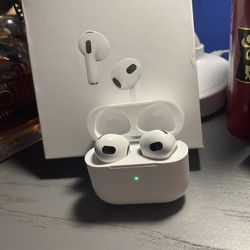 AirPod Gen (3)