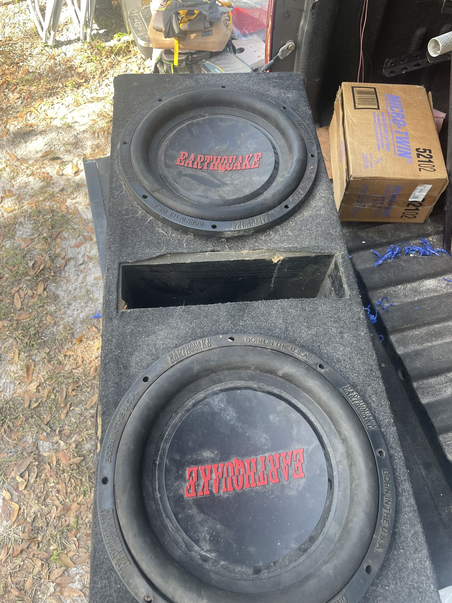 12” EARTHQUAKE SUBS WITH BOX !! MOVING