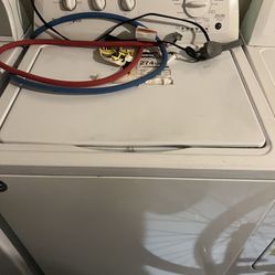 Used Washer And dryer By Whirlpool 