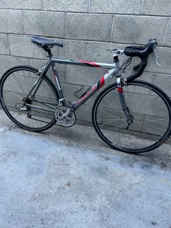 Fuji Finest-AL bike