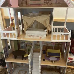 KidKraft Doll House