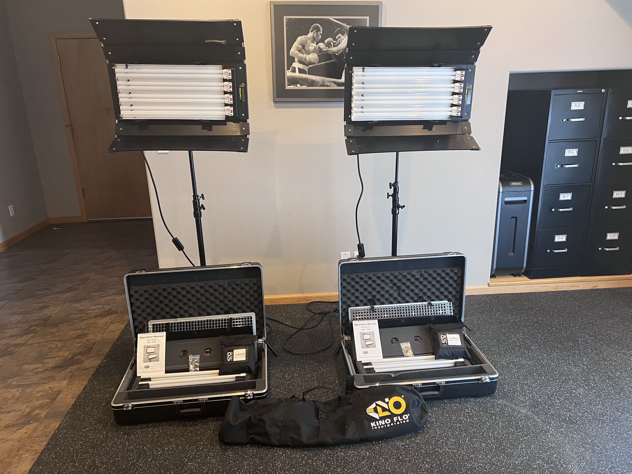 KINO FLO DIVA LITE 400 (COMPLETE SET OF 2)
